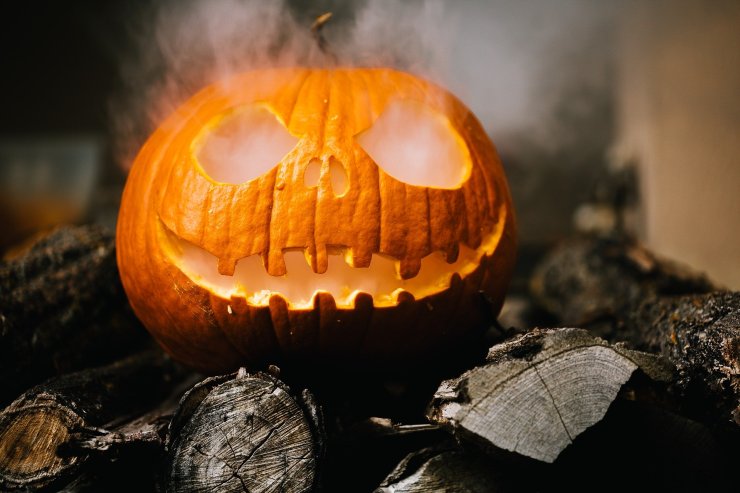 halloween-2905531_1920